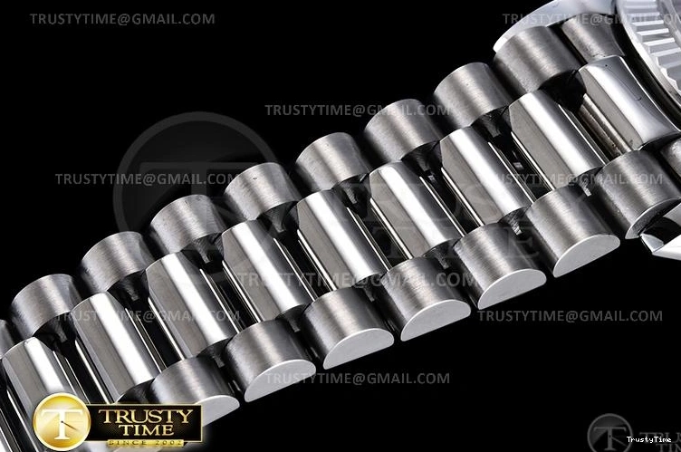 0423 Original RDD0224A – DayDate 36mm 743